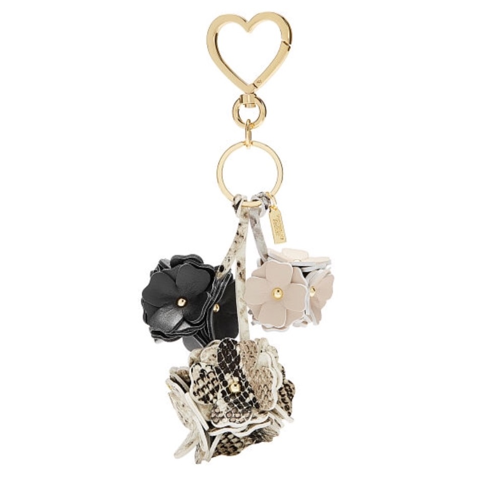 VS Flower Keychain 🌸